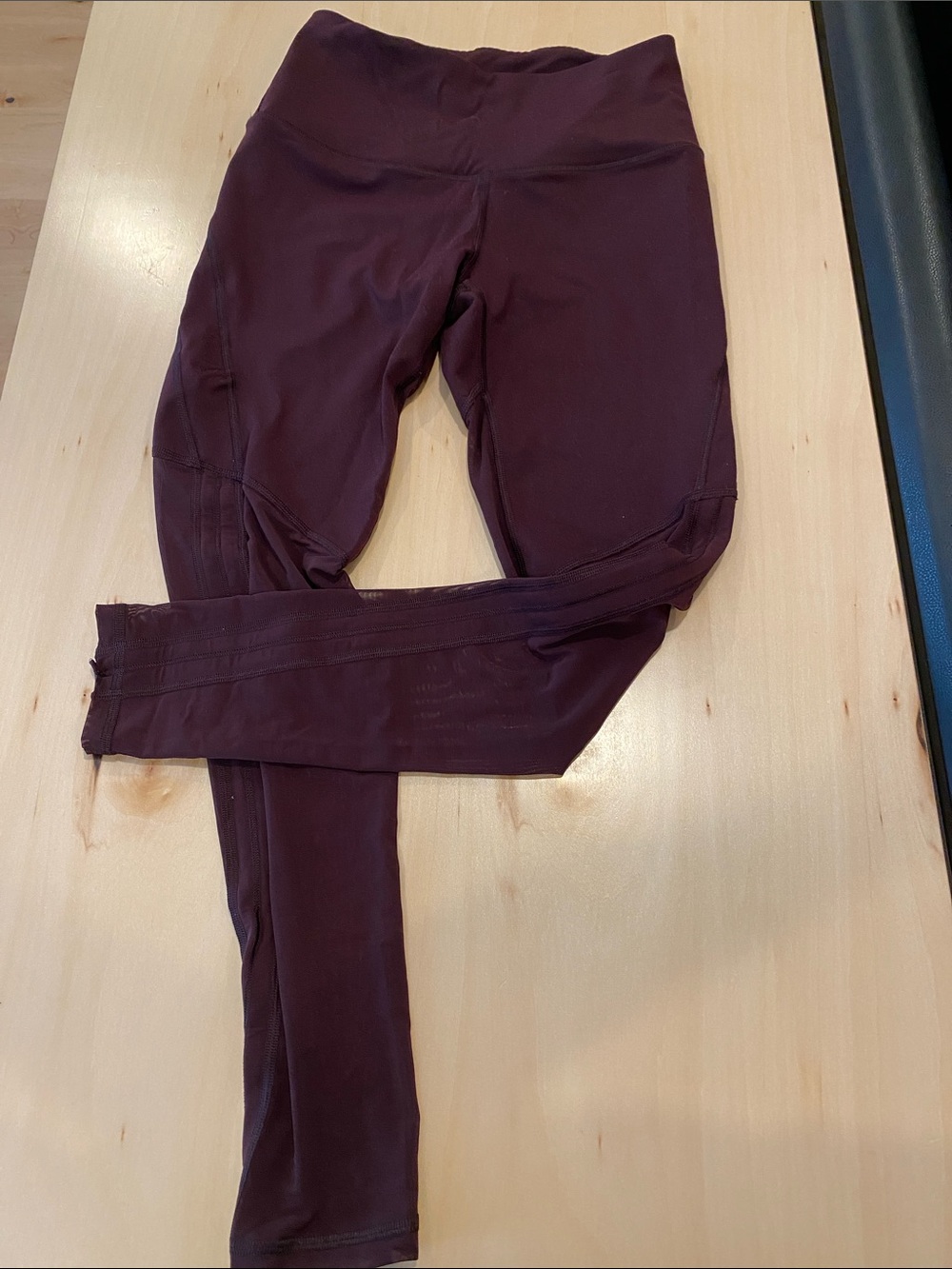 Women's High-Rise Maroon Performance Leggings